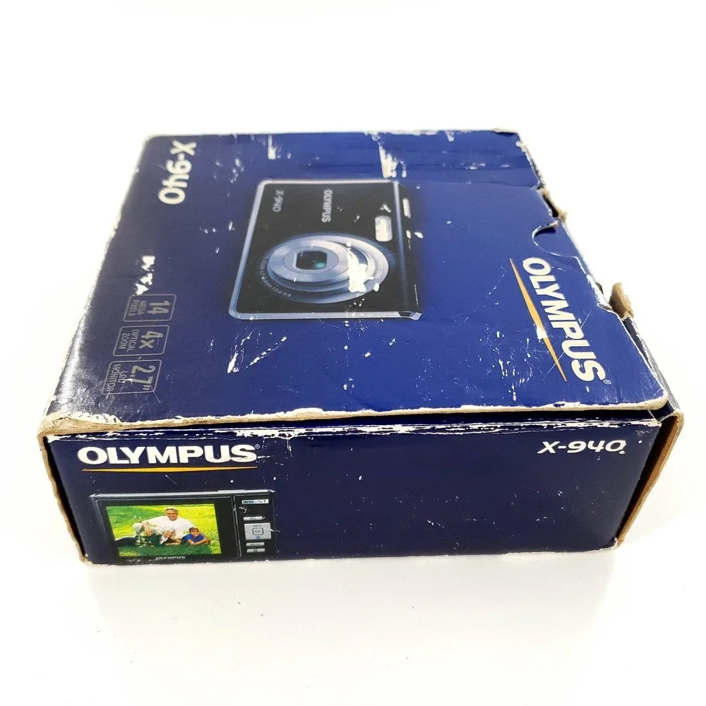 Olympus X-940 14.0MP Digital Camera Silver Brand New Open/Damaged Box
